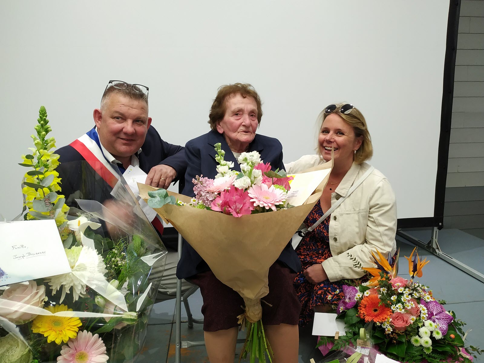 Les 100 ans de Mme Pallandre, un évènement local réussi