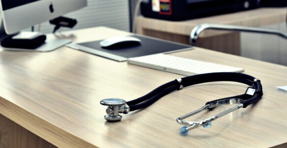 Médecins et pharmacies