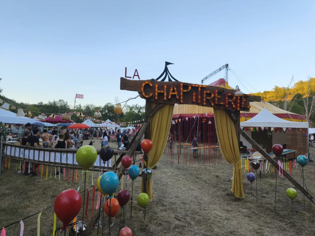 Dimanche 6 septembre : la Chapitrerie poursuit son week-end festif ! 1 20260905-Ambiance-Vibrante-La-Chapitrerie